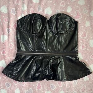 DARQUE Women’s Black Leather Corset Zipper Top size Large